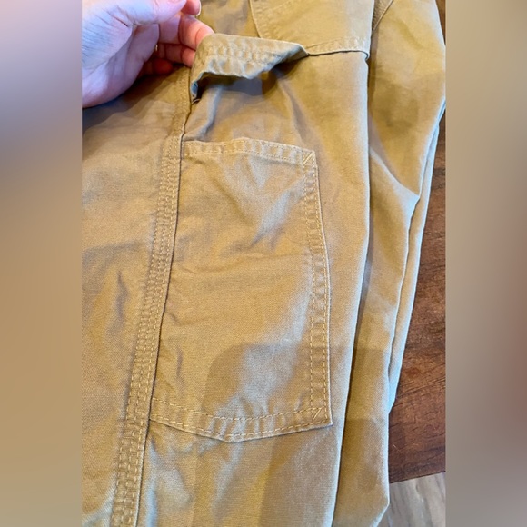 🛠️Carhartt Tan Carpenter Shorts🛠️ - Picture 4 of 8